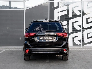 Внедорожник Mitsubishi Outlander 2017 года, 1530000 рублей, Краснодар