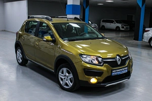 Хетчбэк Renault Sandero Stepway 2018 года, 998000 рублей, Солонцы