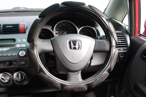 Хетчбэк Honda Fit 2003 года, 399000 рублей, Новосибирск