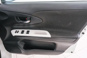 Минивэн Toyota Wish 2016 года, 1749000 рублей, Красноярск