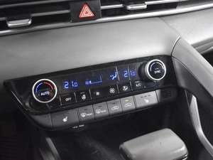 Седан Hyundai Elantra 2021 года, 1980200 рублей, Казань