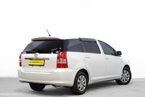 Минивэн Toyota Wish 2004 года, 989000 рублей, Барнаул