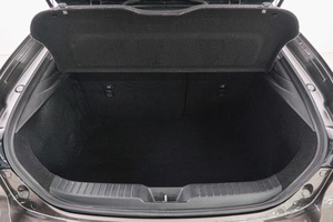 Хетчбэк Mazda 3 2019 года, 1769000 рублей, Красноярск