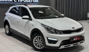 Хетчбэк Kia Rio X-Line 2018 года, 1420000 рублей, Красноярск