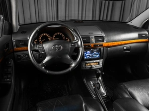 Седан Toyota Avensis 2007 года, 849000 рублей, Тюмень