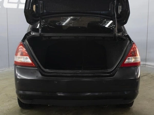 Седан Nissan Tiida 2012 года, 745000 рублей, Омск