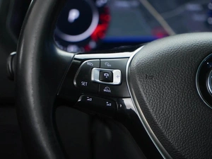 Внедорожник Volkswagen Tiguan 2018 года, 3098055 рублей, Москва