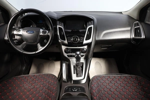 Хетчбэк Ford Focus 2013 года, 839000 рублей, Новосибирск