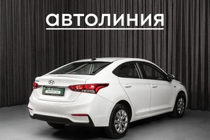 Седан Hyundai Solaris 2017 года, 1070000 рублей, Красноярск