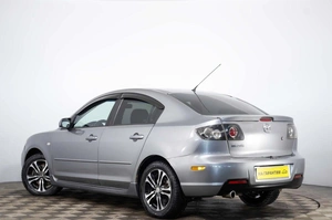 Седан Mazda 3 2005 года, 709000 рублей, Пермь