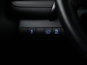 Седан Toyota Camry 2019 года, 2225055 рублей, Москва