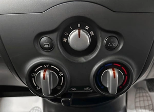 Хетчбэк Nissan Note 2016 года, 780000 рублей, Красноярск