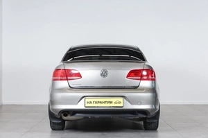 Седан Volkswagen Passat 2012 года, 1059000 рублей, Новосибирск