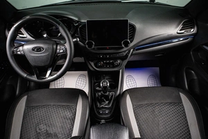 Седан ВАЗ (LADA) Vesta 2016 года, 869000 рублей, Сургут