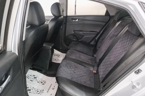 Седан Hyundai Solaris 2018 года, 1259000 рублей, Красноярск