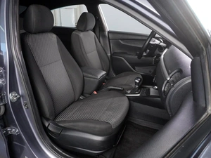 Седан Kia Rio 2019 года, 1635000 рублей, Красный Пахарь