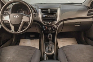 Седан Hyundai Solaris 2014 года, 859000 рублей, Челябинск