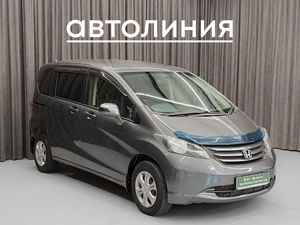 Минивэн Honda Freed 2010 года, 950000 рублей, Красноярск