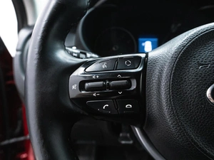 Седан Kia Rio 2018 года, 1250000 рублей, Красноярск