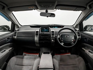 Лифтбек Toyota Prius 2008 года, 720000 рублей, Красноярск
