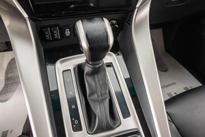 Внедорожник Mitsubishi Pajero Sport 2016 года, 2649000 рублей, Барнаул