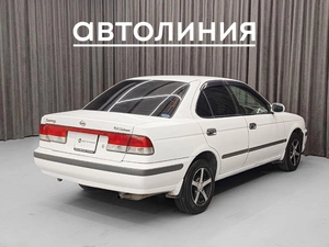 Седан Nissan Sunny 2001 года, 299000 рублей, Красноярск