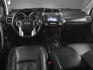 Внедорожник Toyota Land Cruiser Prado 2016 года, 4029000 рублей, Тюмень