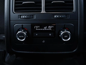 Внедорожник Volkswagen Touareg 2010 года, 1520000 рублей, Ставрополь