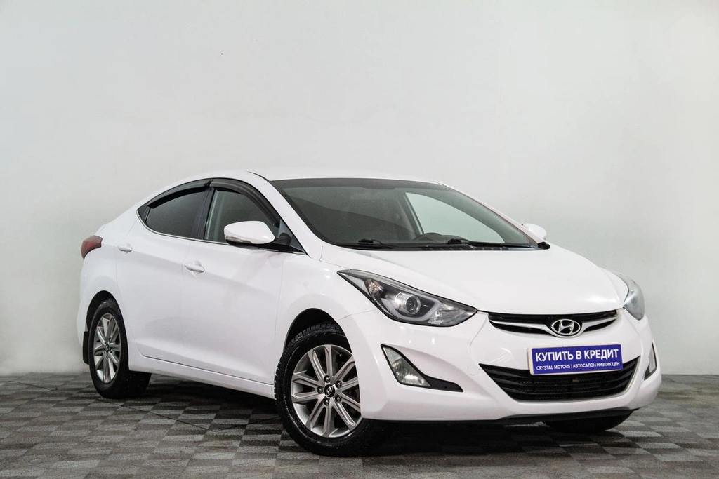 Седан Hyundai Elantra 2015 года, 1269000 рублей, Сургут
