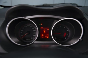 Внедорожник Mitsubishi Outlander 2007 года, 1245000 рублей, Омск