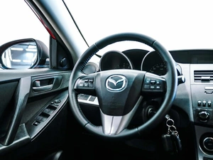 Хетчбэк Mazda 3 2011 года, 845000 рублей, Красноярск