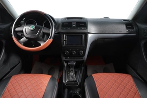 Внедорожник Skoda Yeti 2011 года, 869000 рублей, Новосибирск