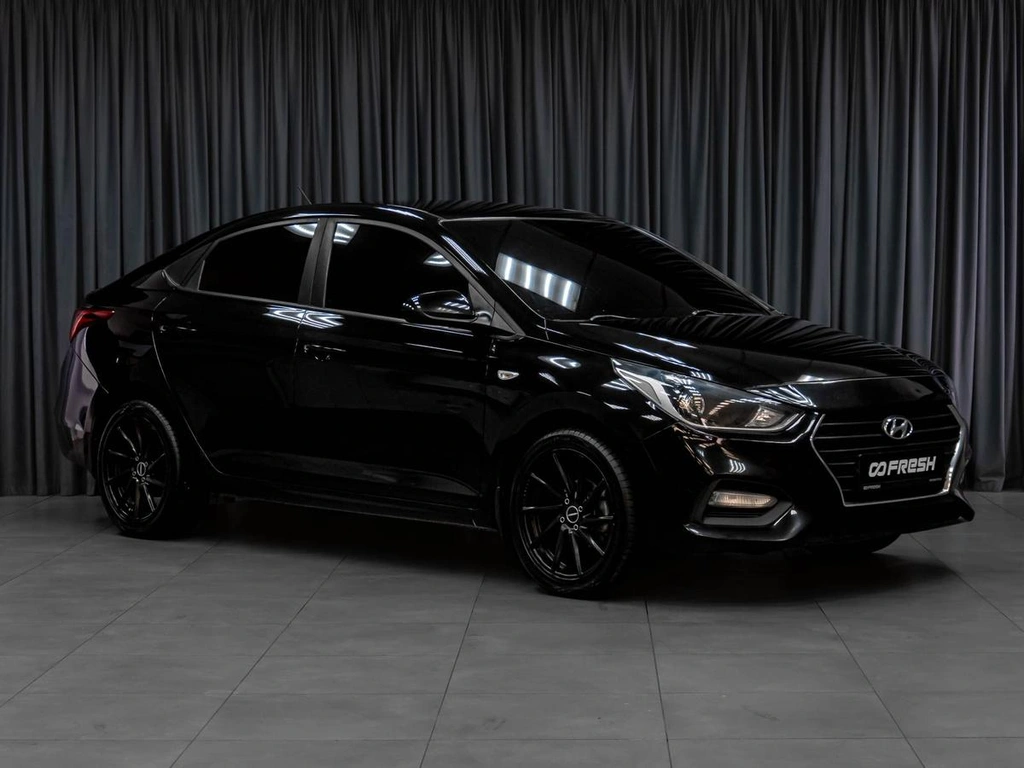 Седан Hyundai Solaris 2017 года, 1189000 рублей, Тюмень