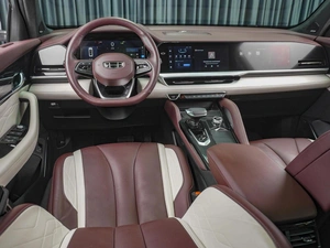 Внедорожник Geely Monjaro 2023 года, 3219000 рублей, Тюмень