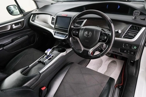 Хетчбэк Honda Jade 2017 года, 1499000 рублей, Красноярск