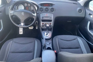 Седан Peugeot 408 2015 года, 770000 рублей, Солонцы