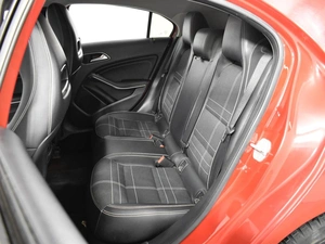 Хетчбэк Mercedes-benz A-класс 2013 года, 1406700 рублей, Казань