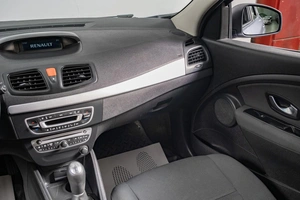 Хетчбэк Renault Megane 2010 года, 549000 рублей, Томск