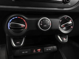 Седан Kia Rio 2019 года, 1699000 рублей, Ставрополь