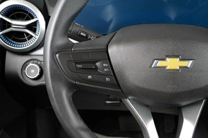 Седан Chevrolet Monza 2023 года, 1599000 рублей, Тюмень