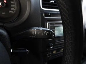 Седан Volkswagen Polo 2013 года, 879000 рублей, Саратов
