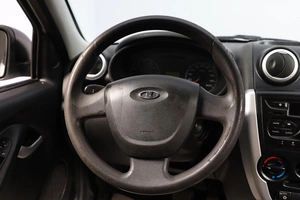 Седан ВАЗ (LADA) Granta 2017 года, 799000 рублей, Новосибирск