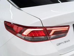 Седан Kia Optima 2019 года, 1999000 рублей, Красноярск