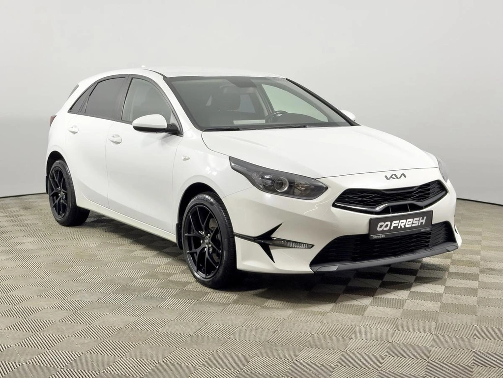 Хетчбэк Kia Ceed 2022 года, 1970100 рублей, Казань
