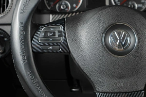 Внедорожник Volkswagen Tiguan 2011 года, 1539000 рублей, Тюмень