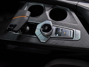 Лифтбек Changan UNI-V 2023 года, 2249000 рублей, Воронеж