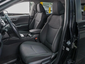 Внедорожник Toyota RAV4 2021 года, 3199000 рублей, Сургут