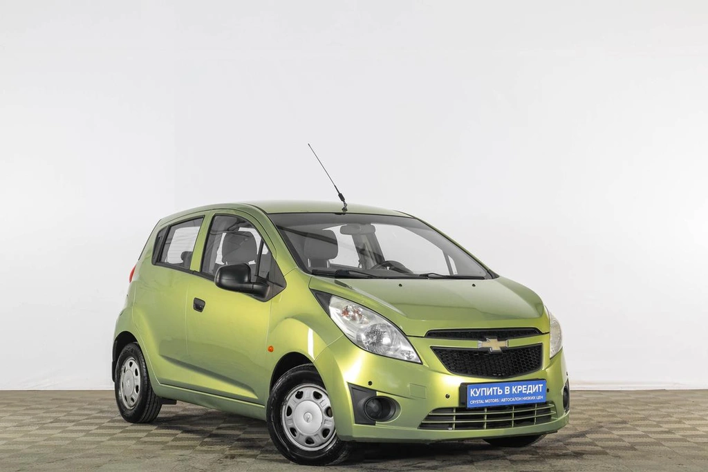 Хетчбэк Chevrolet Spark 2012 года, 819000 рублей, Тюмень