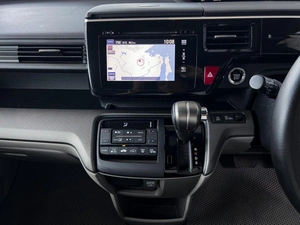 Минивэн Honda Stepwgn 2015 года, 1780000 рублей, Уфа