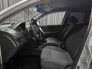 Седан Chevrolet Aveo 2010 года, 419000 рублей, Красноярск